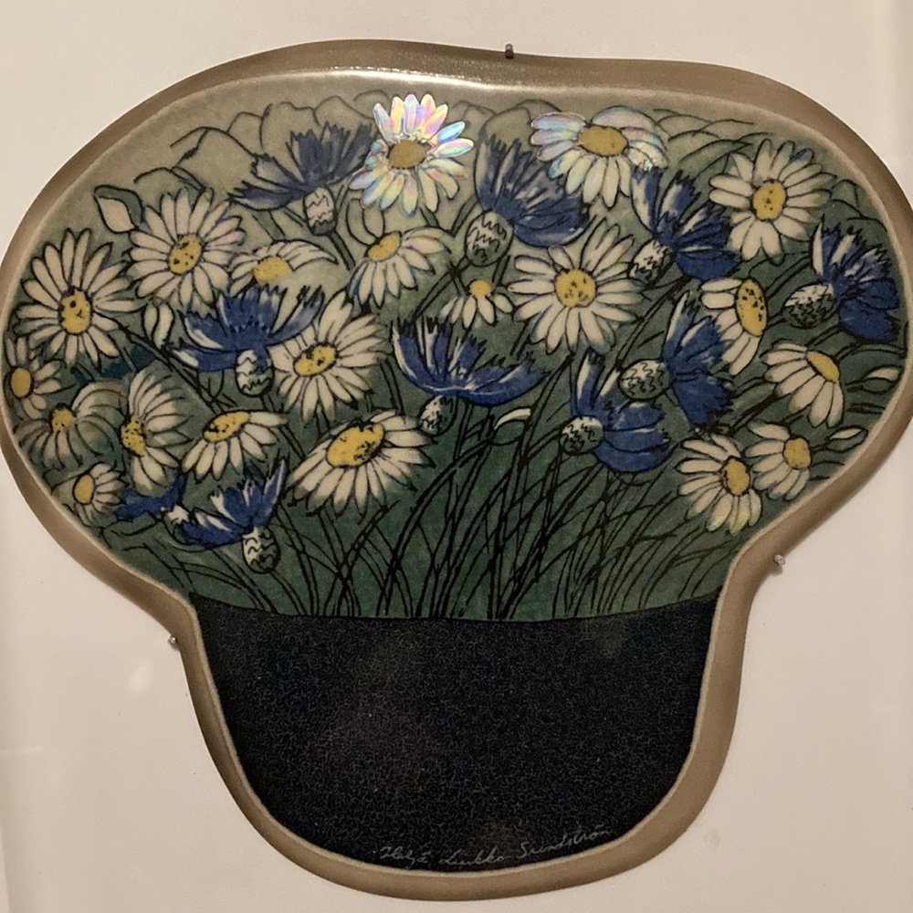Arabia big wall plate, Rye Flower and Daisy. Design, Heljä Liukko-Sundström